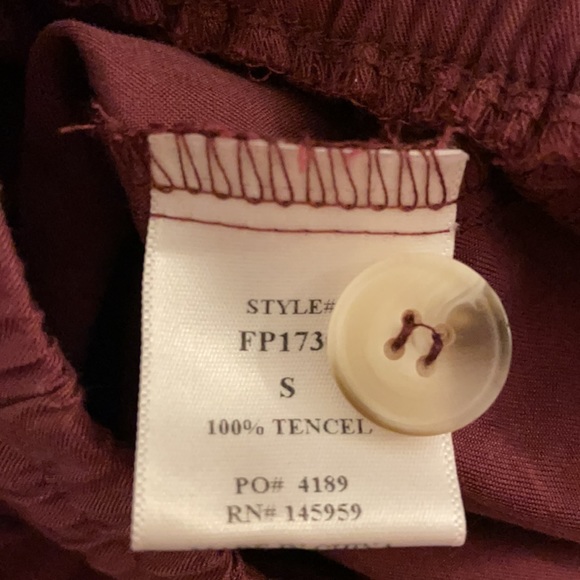 Plum Joggers - EUC- Size Small - Picture 7 of 7